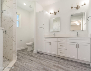 3187 Topsey Avenue Se - Photo Thumbnail 13