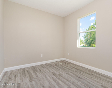 3187 Topsey Avenue Se - Photo Thumbnail 28