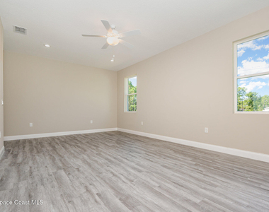 3187 Topsey Avenue Se - Photo Thumbnail 16