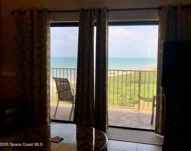 7520 Ridgewood Avenue - Photo Thumbnail 8
