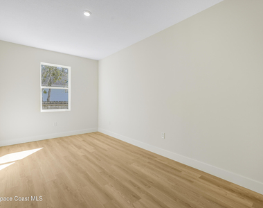 1319 Schneider Street Sw - Photo Thumbnail 17