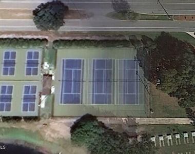709 Lark Drive - Photo Thumbnail 47
