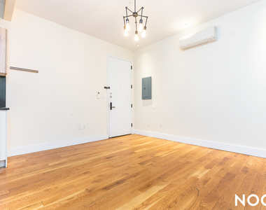 595 Myrtle Ave - Photo Thumbnail 3