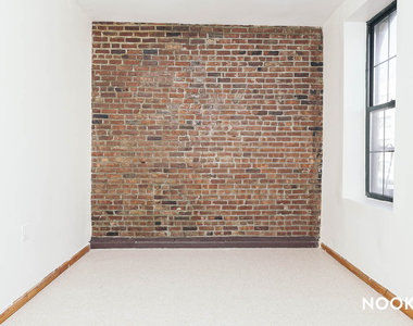 206 Scholes St - Photo Thumbnail 1