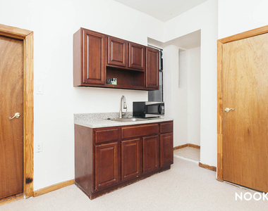 206 Scholes St - Photo Thumbnail 5