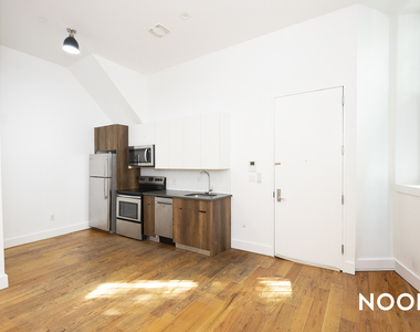 483 Evergreen Ave - Photo Thumbnail 1