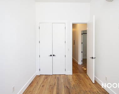 483 Evergreen Ave - Photo Thumbnail 19