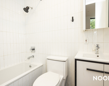 483 Evergreen Ave - Photo Thumbnail 6