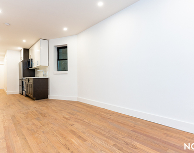 435 DeKalb Ave - Photo Thumbnail 1