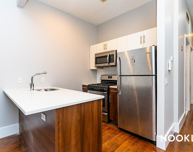 70 Kosciuszko St - Photo Thumbnail 6
