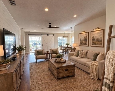 221 Asterbrooke Drive - Photo Thumbnail 7