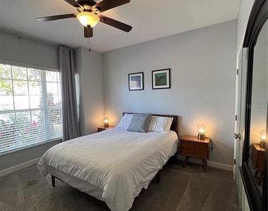 221 Asterbrooke Drive - Photo Thumbnail 5