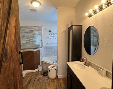 221 Asterbrooke Drive - Photo Thumbnail 20