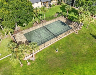 910 Lake Destiny Road - Photo Thumbnail 27
