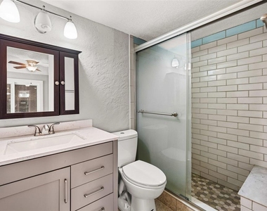 910 Lake Destiny Road - Photo Thumbnail 11