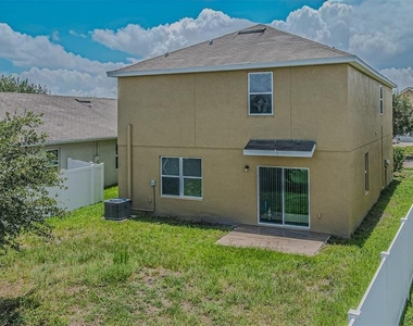 10536 Whispering Hammock Drive - Photo Thumbnail 26