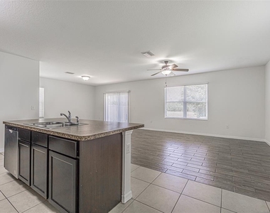 10536 Whispering Hammock Drive - Photo Thumbnail 7