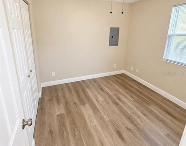 6109 16th Avenue S - Photo Thumbnail 4