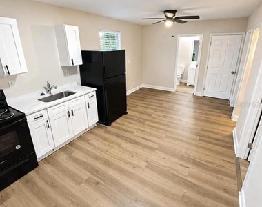 6109 16th Avenue S - Photo Thumbnail 1