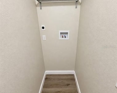 6109 16th Avenue S - Photo Thumbnail 6