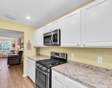 2960 59th Street S - Photo Thumbnail 14