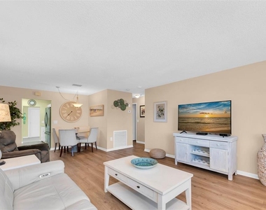 2960 59th Street S - Photo Thumbnail 6