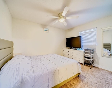 11472 Park Boulevard - Photo Thumbnail 20