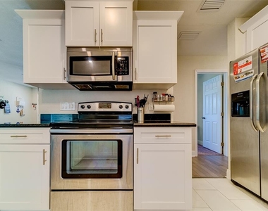11472 Park Boulevard - Photo Thumbnail 12