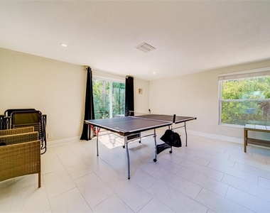11472 Park Boulevard - Photo Thumbnail 19