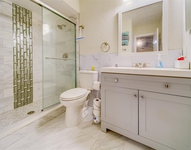11472 Park Boulevard - Photo Thumbnail 23