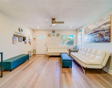11472 Park Boulevard - Photo Thumbnail 1