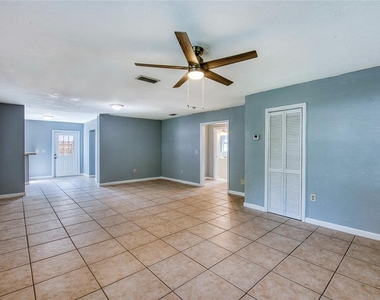 6704 Interbay Boulevard - Photo Thumbnail 12