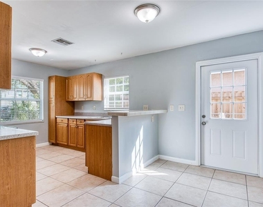 6704 Interbay Boulevard - Photo Thumbnail 13
