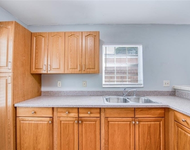 6704 Interbay Boulevard - Photo Thumbnail 19