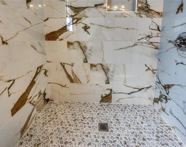 6704 Interbay Boulevard - Photo Thumbnail 25