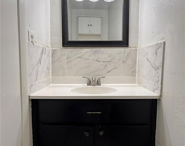 7573 Abonado Road - Photo Thumbnail 11