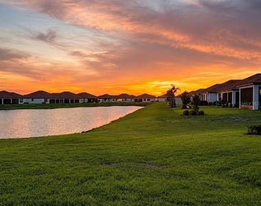 17307 Blue Walk Street - Photo Thumbnail 43