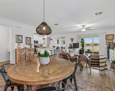 17307 Blue Walk Street - Photo Thumbnail 11