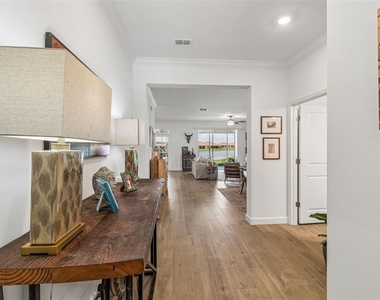 17307 Blue Walk Street - Photo Thumbnail 5