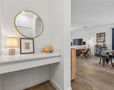 17307 Blue Walk Street - Photo Thumbnail 17