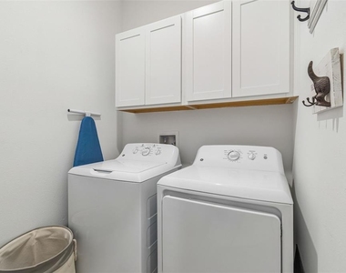 17307 Blue Walk Street - Photo Thumbnail 19