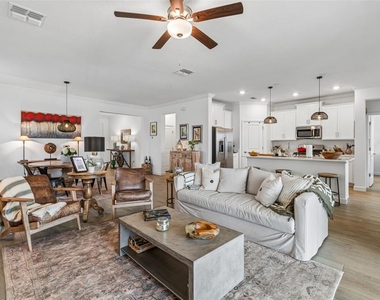 17307 Blue Walk Street - Photo Thumbnail 8