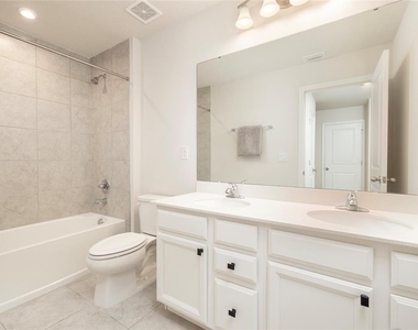 4298 Harbour Palm Drive - Photo Thumbnail 25