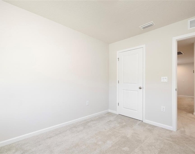 4298 Harbour Palm Drive - Photo Thumbnail 24