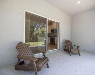4298 Harbour Palm Drive - Photo Thumbnail 31