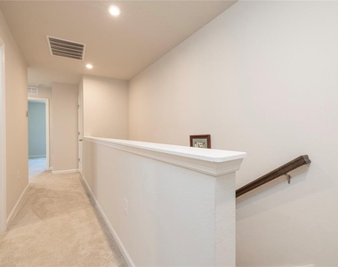 4298 Harbour Palm Drive - Photo Thumbnail 18