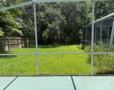 10609 Chambers Drive - Photo Thumbnail 17