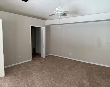 10609 Chambers Drive - Photo Thumbnail 10