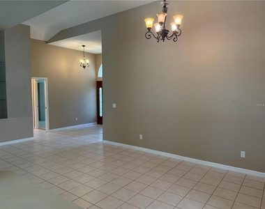 10609 Chambers Drive - Photo Thumbnail 6