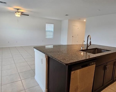 9910 Spanish Lime Court - Photo Thumbnail 36